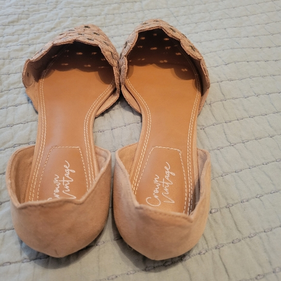 EUC Crown Vintage Beige D'Orsay Flats Size 8 - Picture 2 of 5